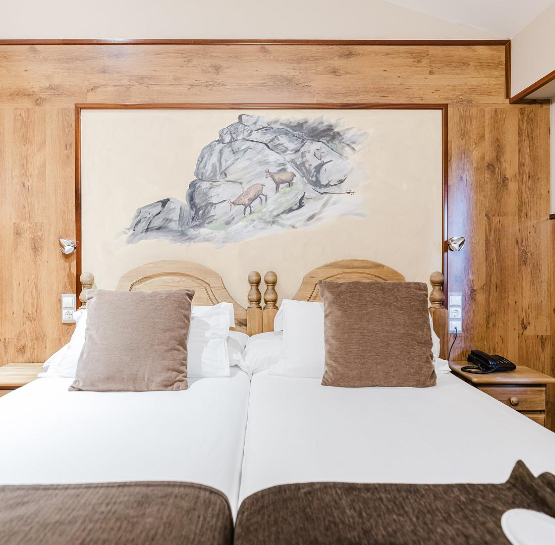 Apartament rústic vistes jardí