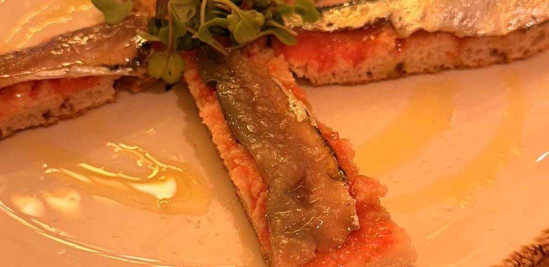 La Neu Mountain Restaurant