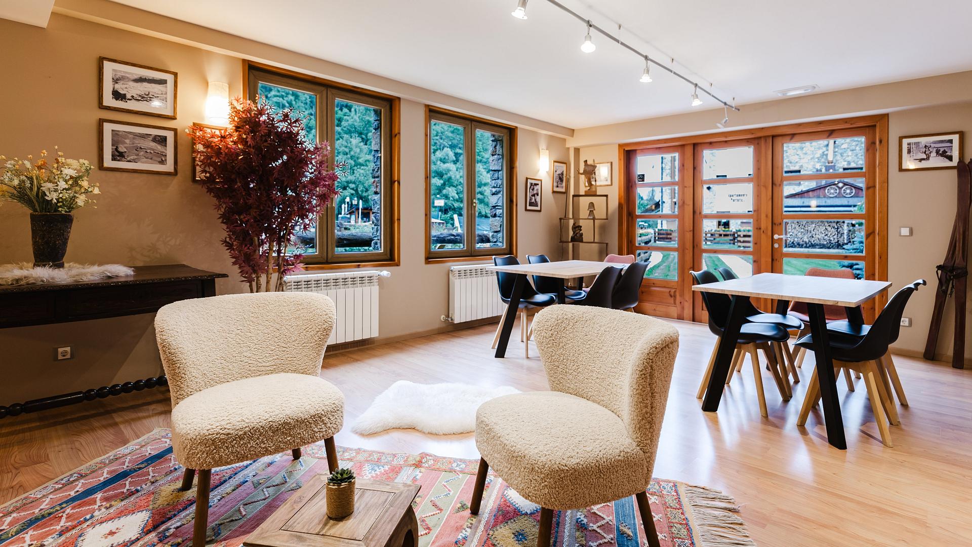 Reading room and teleworking