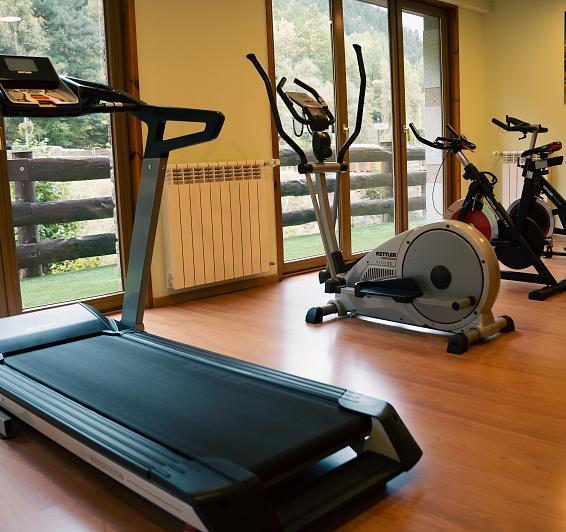 Activa tu energía en nuestro gimnasio con vistas