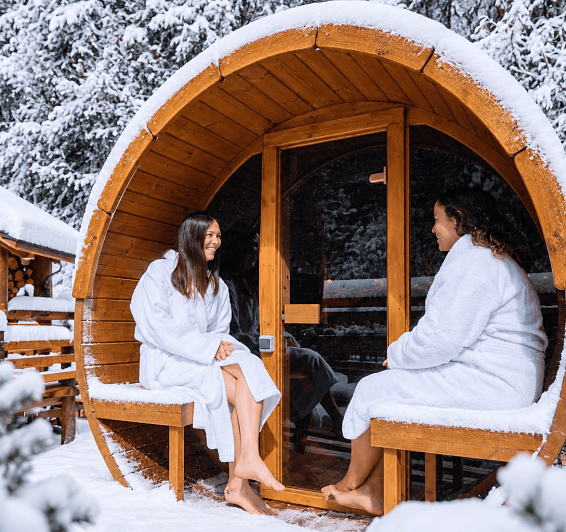 Sauna exterior (accès amb reserva i servei de pagament)
