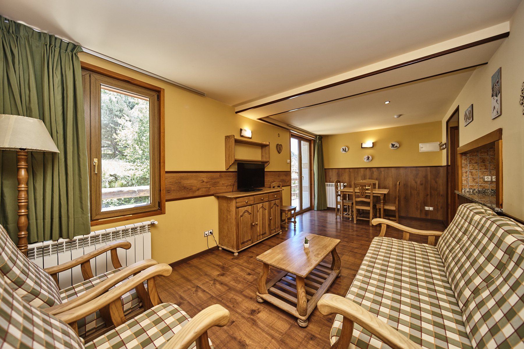 Apartament rústic Deluxe